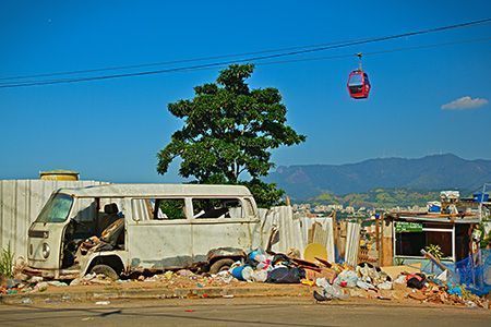 Pese a los esfuerzos por reducir la pobreza, Brasil sigue siendo profundamente desigual. 