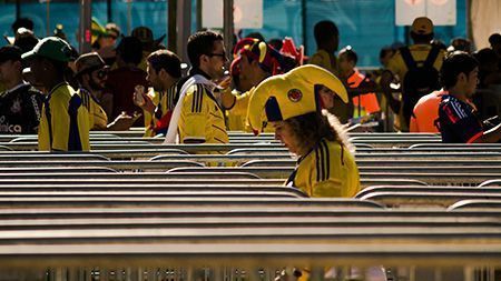 La celebración del mundial de fútbol ha levantado protestas y visibilizado limitaciones en el país. 