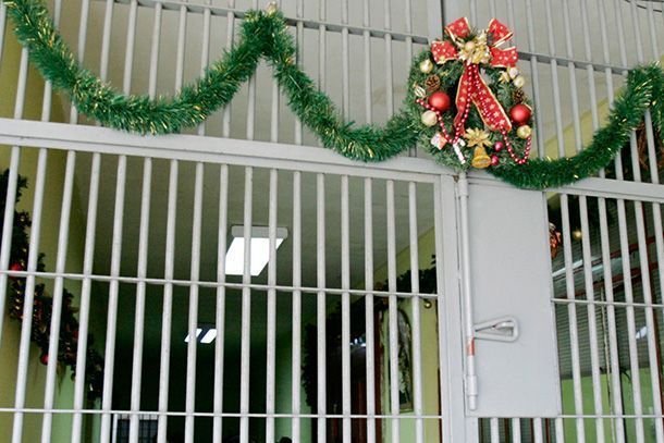 En Navidad los presos hacen presente la humanidad y la debilidad de un Dios tierno y jovial. Foto. Reuters