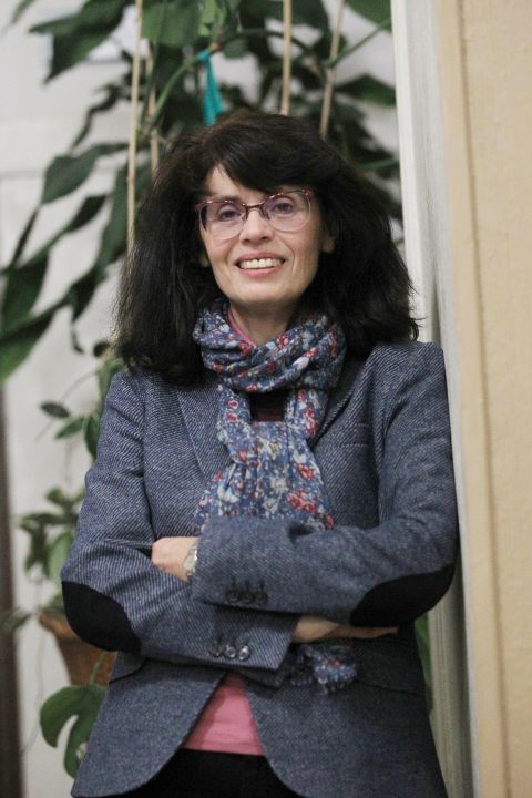 Bara Bancel posa para una entrevista tras ofrecer la charla titulada "Mujeres, mÌstica y polÌtica. El ejemplo de las beguinas" en el Foro Gogoa.