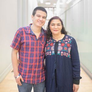 Rudy Estela Posada y Carlos Fernández hablan de la Paz en Colombia 2 años después