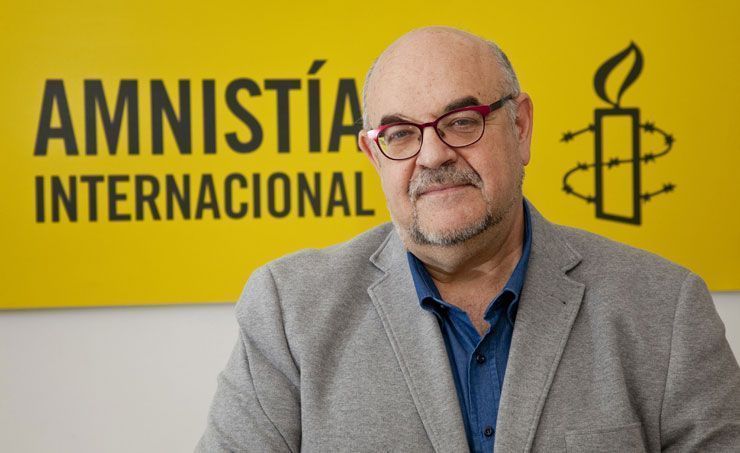 Esteban Beltrán visita el estudio de Onda Alandar