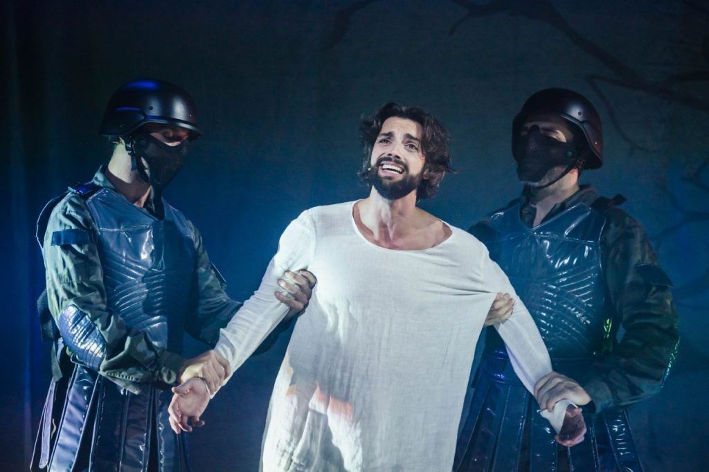 Alandar habla con las mujeres protagonistas de 33 el musical, de Toño Casado
